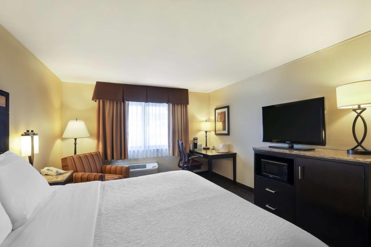 Best Western Plus Касъл Рок Екстериор снимка