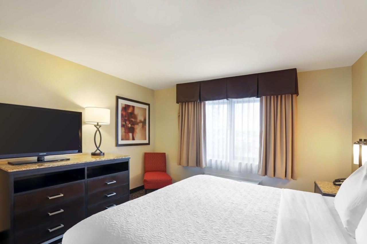 Best Western Plus Касъл Рок Екстериор снимка